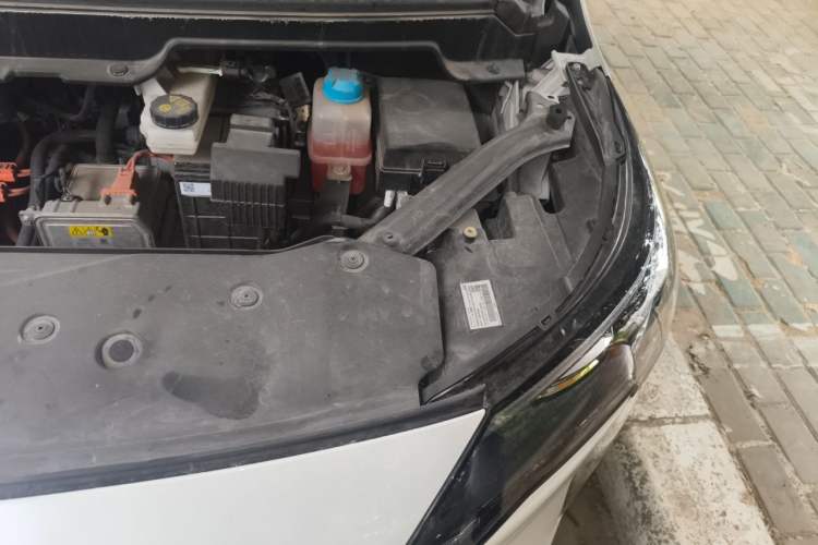 Used AION Y 2023 Plus 510 Smart Edition Engine Bay Left