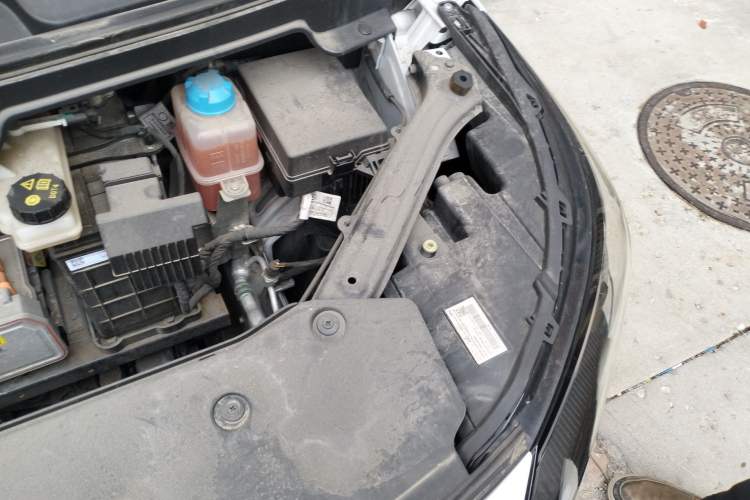 Used AION Y 2023 Plus 510 Enjoy Edition Engine Bay Left