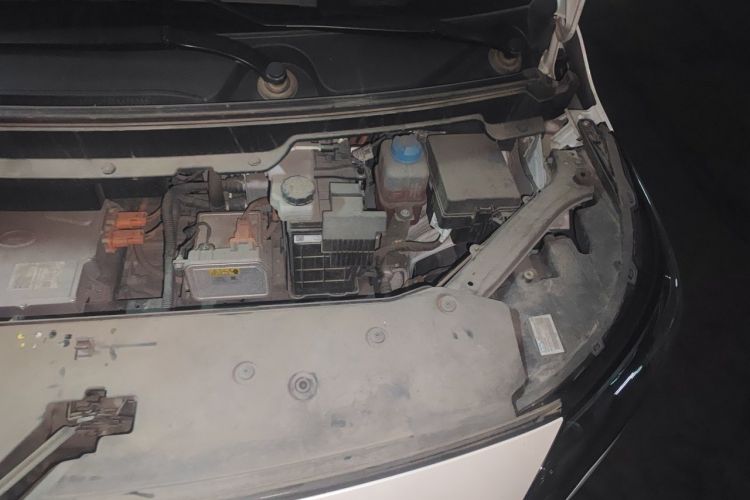 Used AION Y 2023 Plus 510 Enjoy Edition Engine Bay Left
