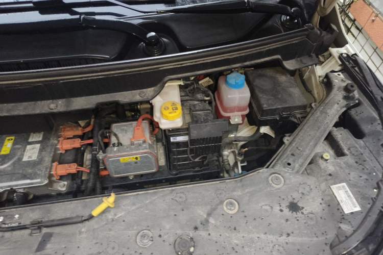 Used AION Y 2023 Younger Star Edition Engine Bay Left