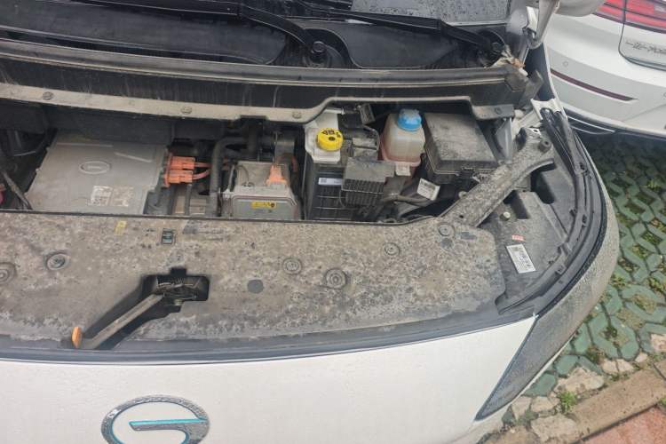 Used AION Y 2023 Younger Engine Bay Left