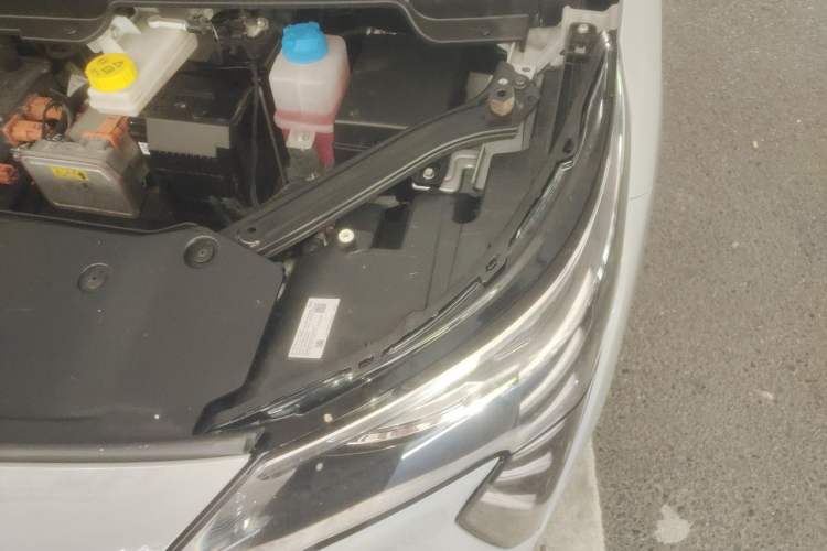 Used AION Y 2023 Plus 510 Enjoy Edition Engine Bay Left