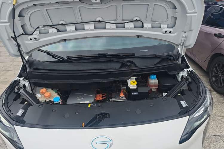 Used AION Y 2023 Plus 510 Smart Edition Engine Bay