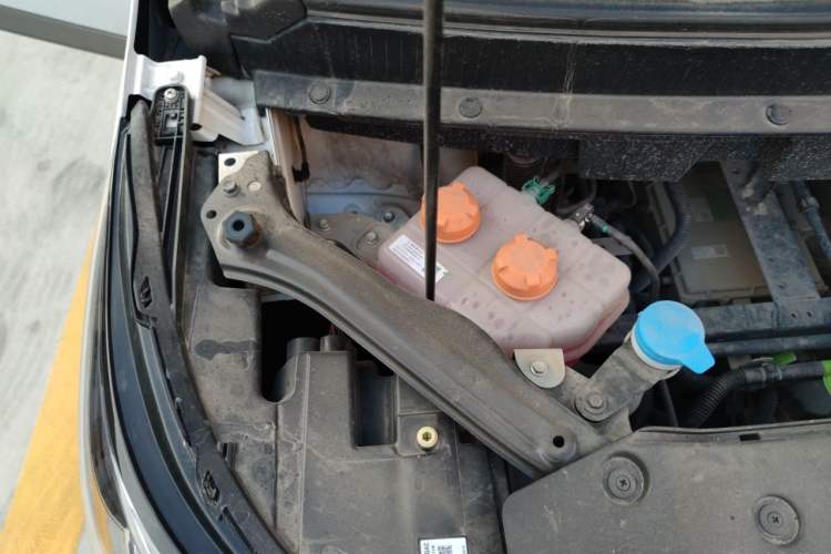 Used AION Y 2023 Plus 610 Enjoy Edition Engine Bay Right