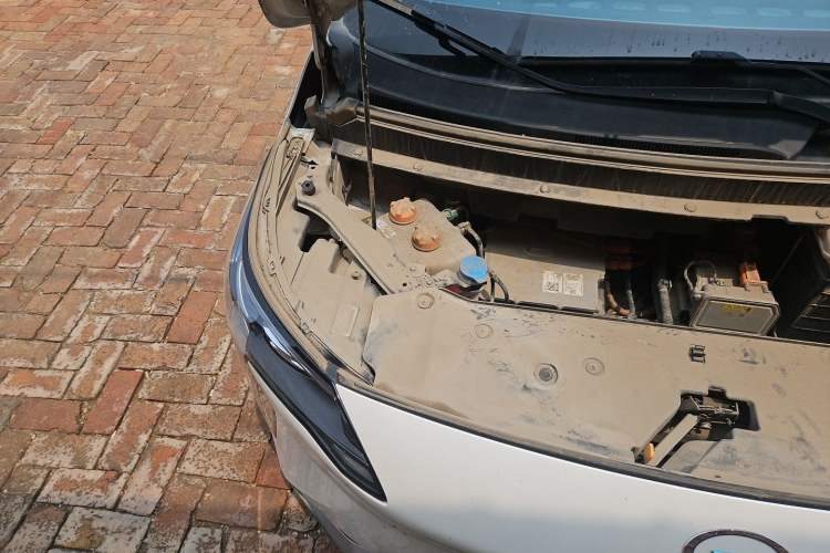 Used AION Y 2023 Plus 510 Enjoy Edition Engine Bay Right