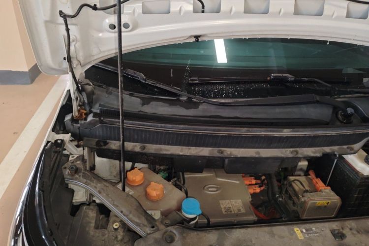 Used AION Y 2023 Plus 510 Smart Edition Engine Bay Right
