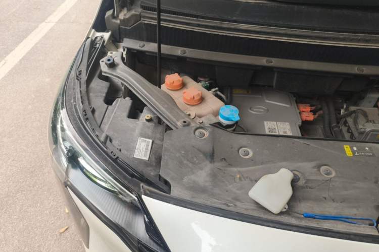 Used AION Y 2023 Plus 510 Smart Edition Engine Bay Right