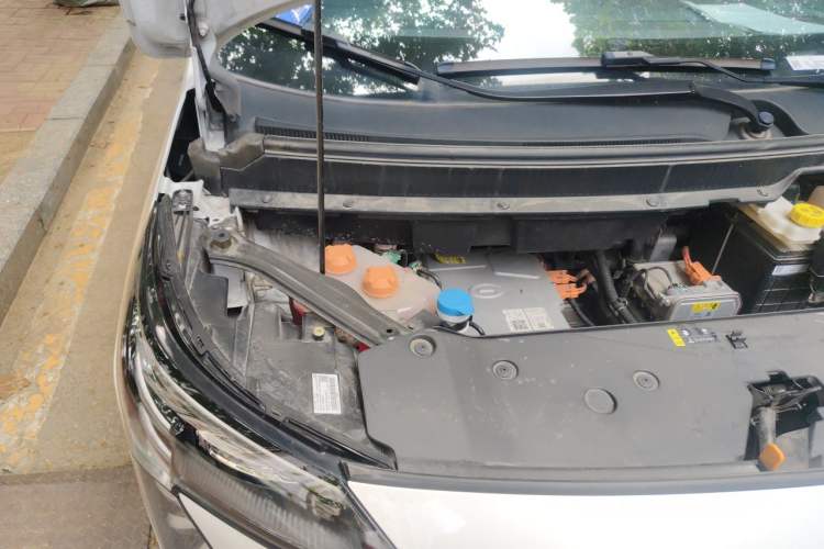 Used AION Y 2023 Plus 510 Enjoy Edition Engine Bay Right