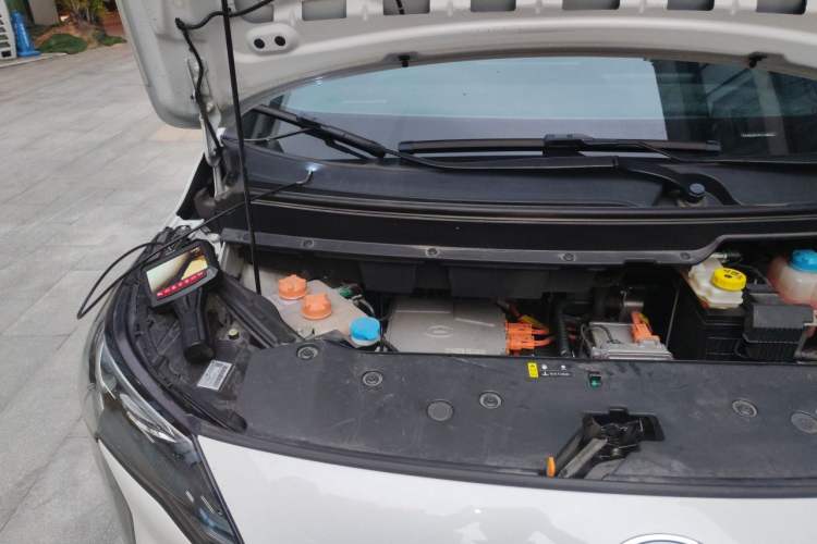 Used AION Y 2023 Plus 510 Tech Edition Engine Bay Right