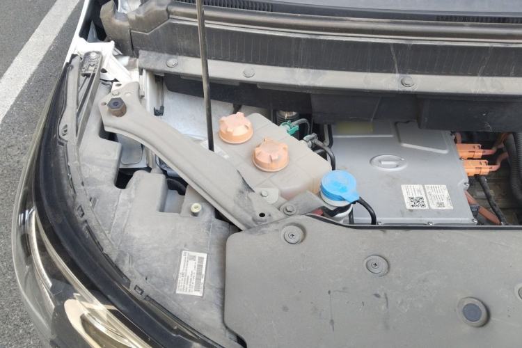 Used AION Y 2023 Plus 510 Enjoy Edition Engine Bay Right