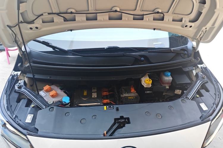 Used AION Y 2023 Younger Engine Bay