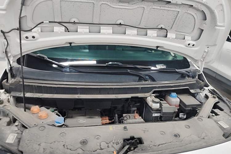 Used AION Y 2023 Plus 510 Smart Edition Engine Bay