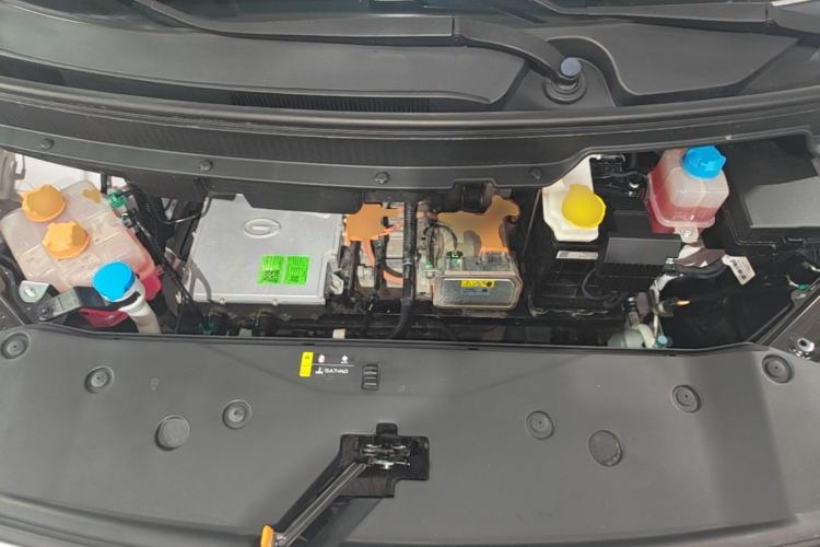 Used AION Y 2023 Plus 510 Tech Edition Engine Bay