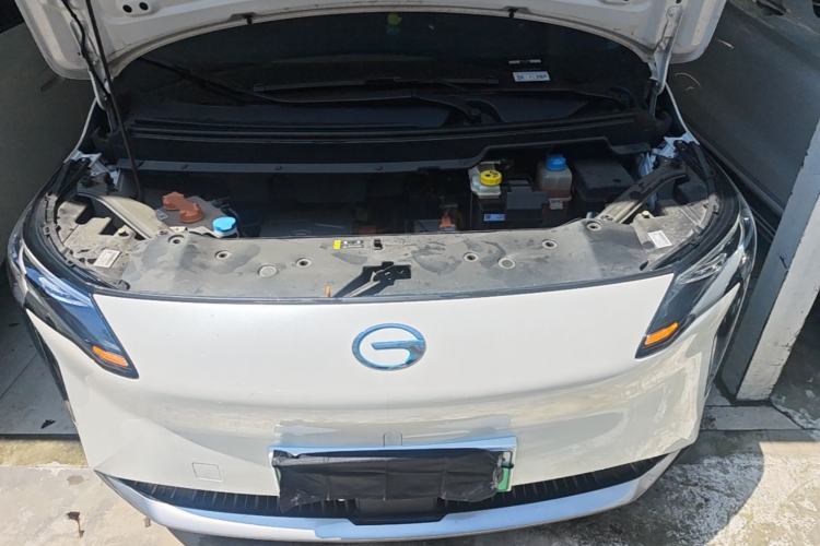 Used AION Y 2023 Younger Engine Bay