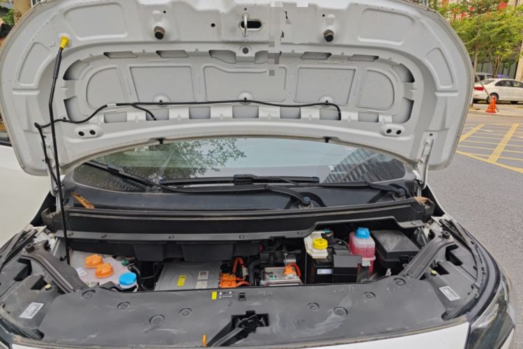 Used AION Y 2023 Plus 510 Smart Edition Engine Bay