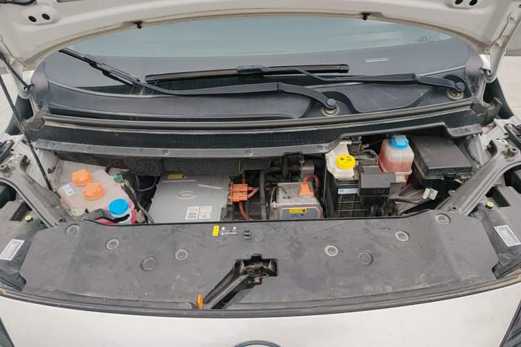 Used AION Y 2023 Plus 510 Smart Edition Engine Bay