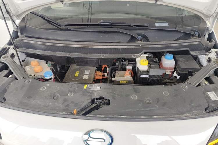 Used AION Y 2023 Plus 510 Smart Edition Engine Bay