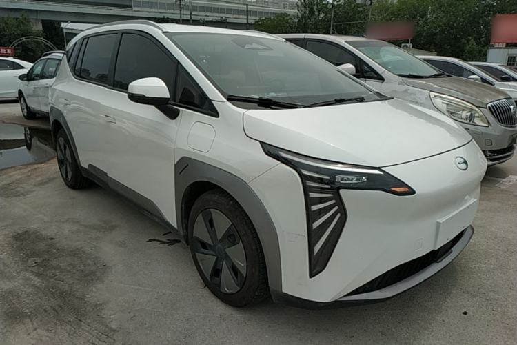 Used AION Y 2023 Younger Exterior 1