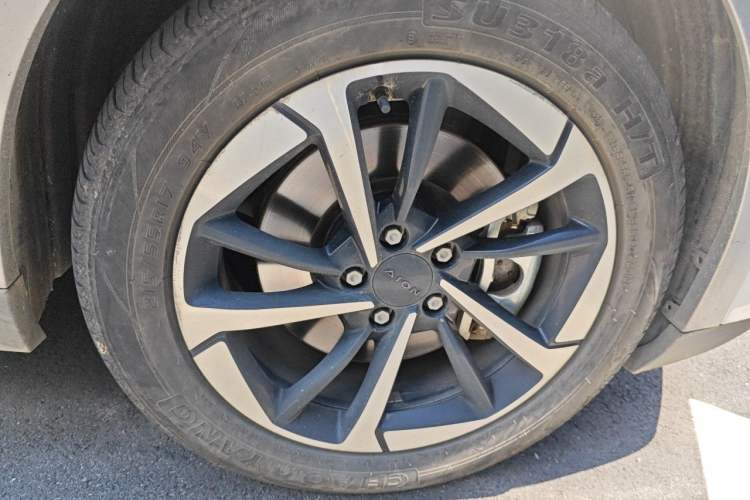 Used AION Y 2023 Plus 510 Smart Edition Exterior 1