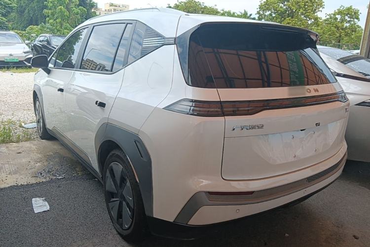 Used AION Y 2023 Plus 610 Enjoy Edition Exterior 2