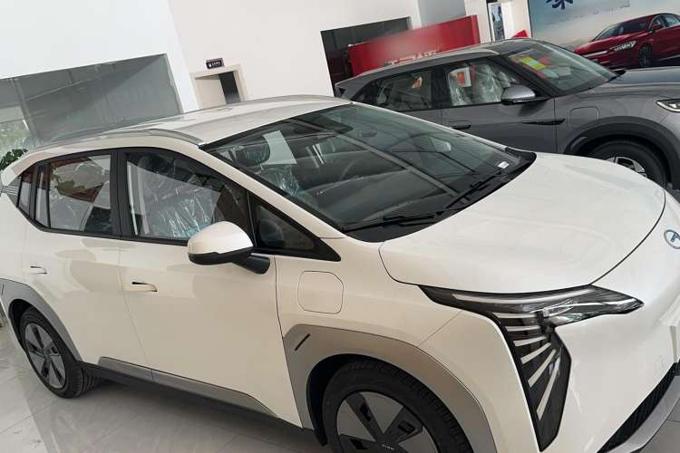 Used AION Y 2023 Plus 510 Enjoy Edition Exterior 2
