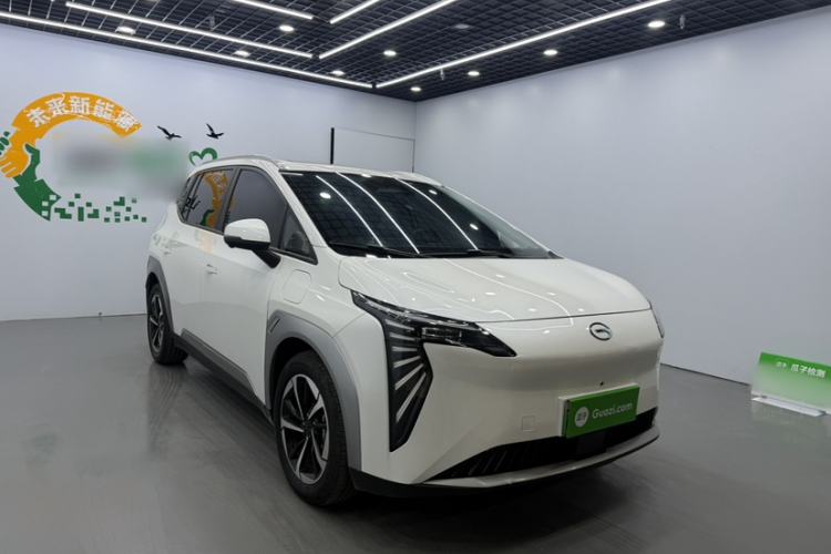 Used AION Y 2023 Younger Star Edition Exterior 3