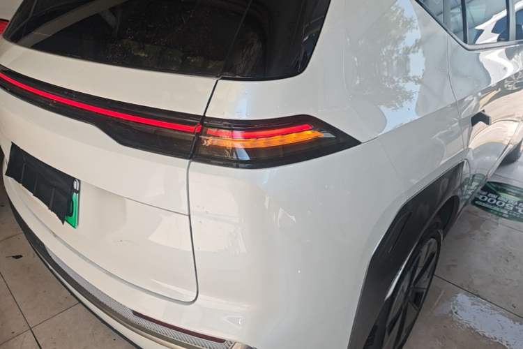 Used AION Y 2023 Younger Exterior 3
