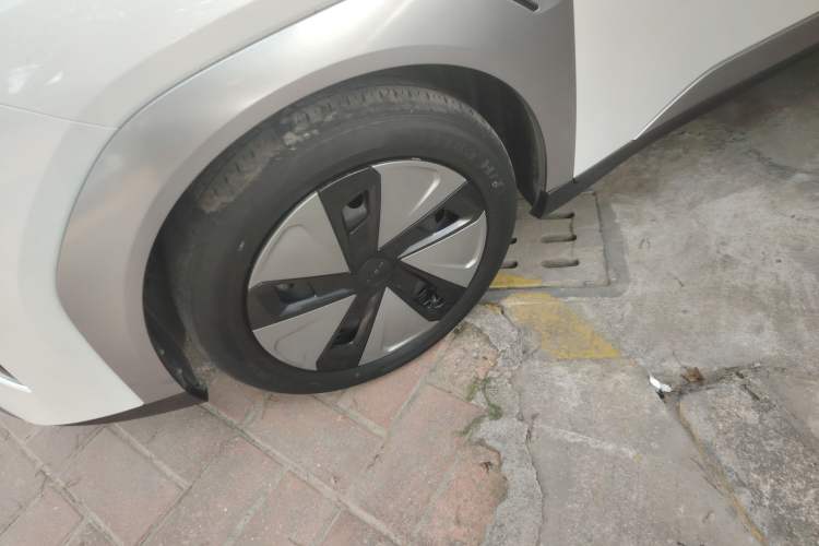 Used AION Y 2023 Plus 510 Enjoy Edition Exterior 4