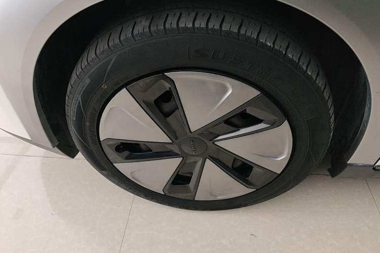 Used AION Y 2023 Plus 510 Enjoy Edition Exterior 4