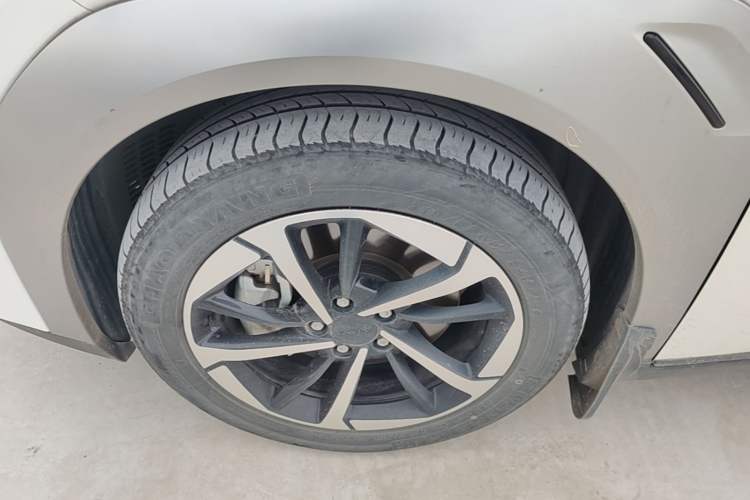 Used AION Y 2023 Plus 510 Smart Edition Exterior 4