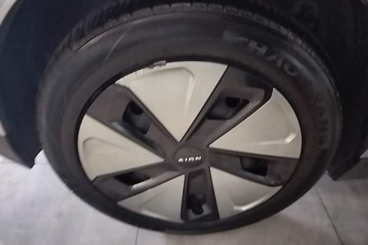 Used AION Y 2023 Plus 610 Enjoy Edition Exterior 5
