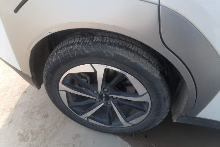 Used AION Y 2023 Plus 510 Smart Edition Exterior 5