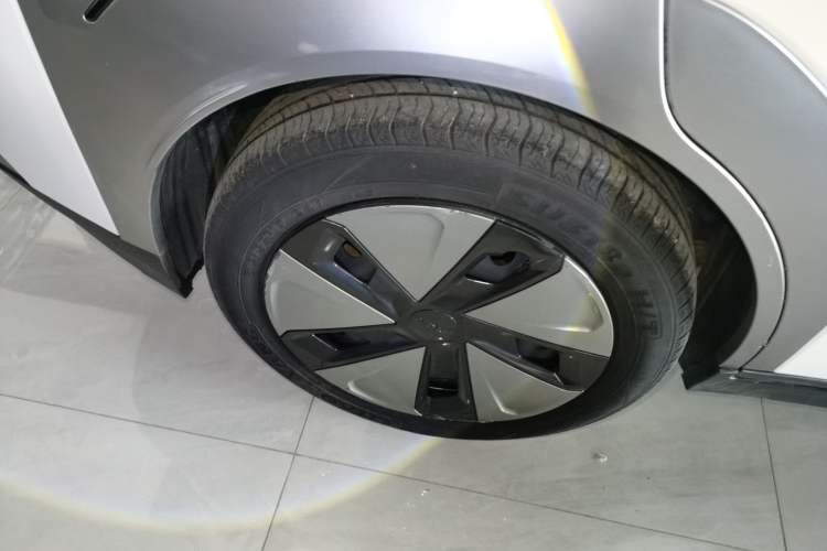 Used AION Y 2023 Plus 510 Enjoy Edition Exterior 5