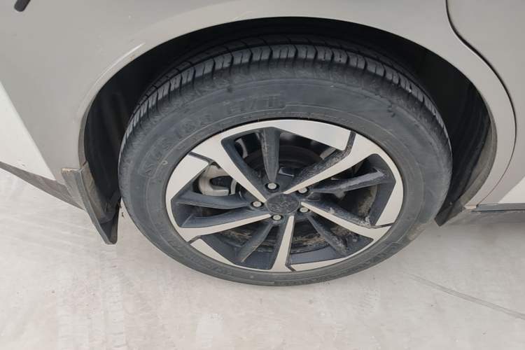 Used AION Y 2023 Plus 510 Smart Edition Exterior 5