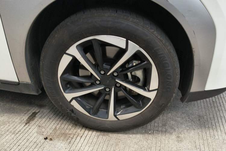 Used AION Y 2023 Younger Star Edition Exterior 7