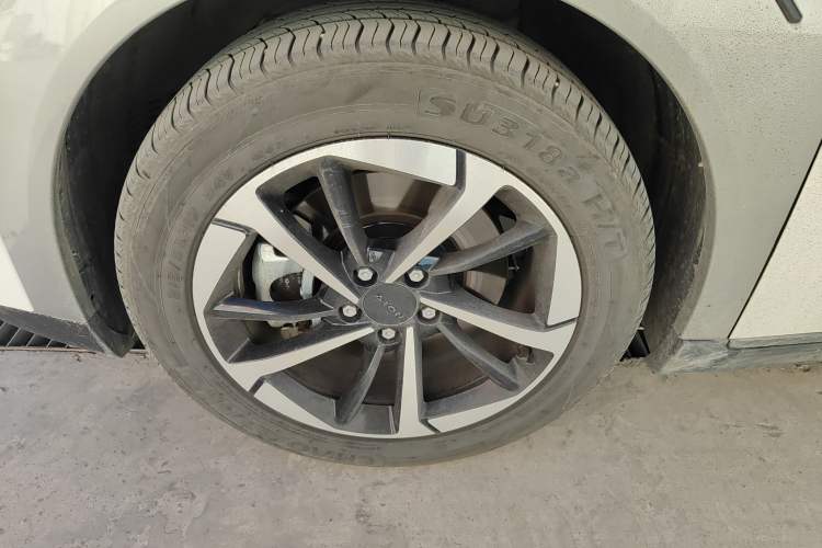 Used AION Y 2023 Younger Star Edition Exterior 7