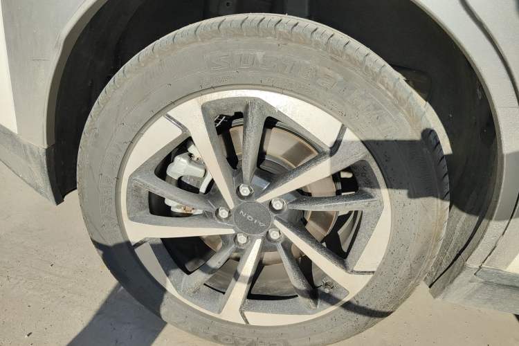 Used AION Y 2023 Younger Star Edition Exterior 8