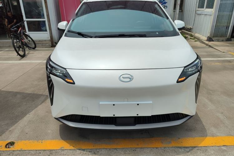 Used AION Y 2023 Younger Front