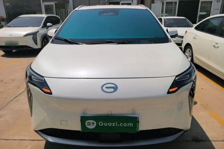 Used AION Y 2023 Plus 510 Enjoy Edition Front