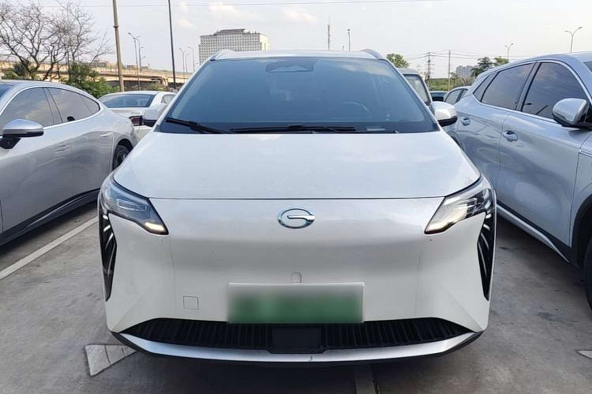Used AION Y 2023 Younger Front