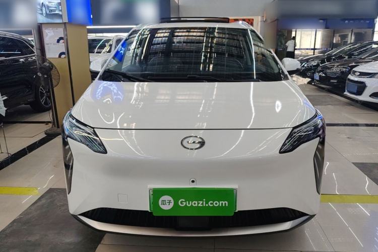 Used AION Y 2023 Plus 510 Smart Edition Front
