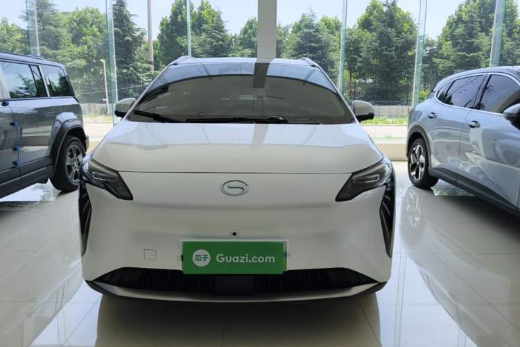 Used AION Y 2023 Plus 510 Smart Edition Front