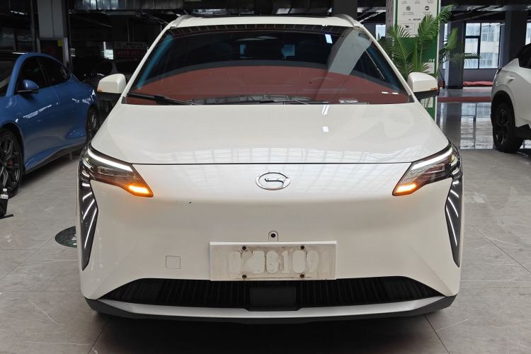 Used AION Y 2023 Plus 510 Smart Edition Front