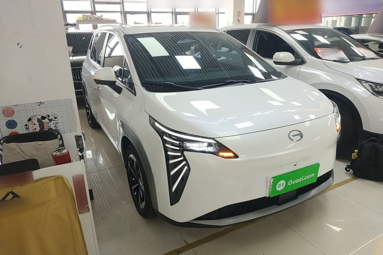 Used AION Y 2023 Younger Star Edition Front Right 45 Deg