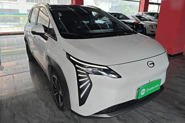 Used AION Y 2023 Plus 510 Smart Edition Front Right 45 Deg