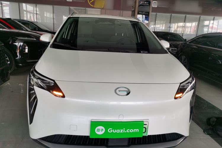 Used AION Y 2023 Plus 510 Enjoy Edition Front
