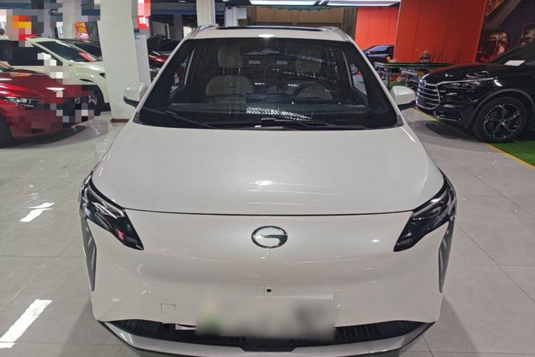 Used AION Y 2023 Plus 510 Tech Edition Front