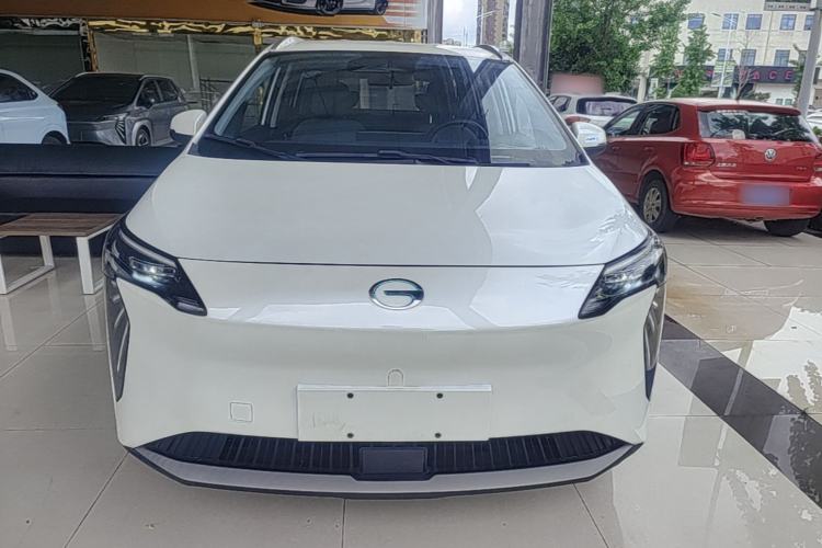 Used AION Y 2023 Plus 510 Enjoy Edition Front