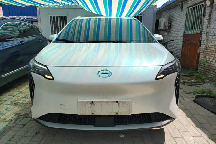Used AION Y 2023 Plus 510 Enjoy Edition Front