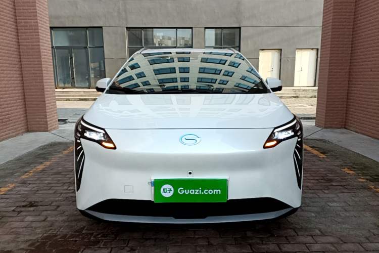 Used AION Y 2023 Plus 510 Smart Edition Front